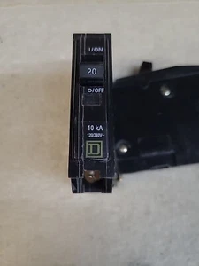 AB5368 INTERRUTTORE quadrato D 20 ampere - Foto 1 di 8
