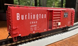 Intermountain HO Kit #40406-05 40’ PS-1 Box Car Burlington CB&Q Assembled RTR NY - Picture 1 of 10