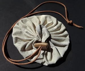 Bolso de 4" Hecho a Mano Cuero Cordón Círculo Bolso Cartera Piel de Ciervo Curtida - Imagen 1 de 12