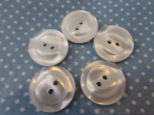 20mm Coat Buttons White Buttons Round Gloss Lipped Buttons 2 Hole Buttons - Picture 1 of 2