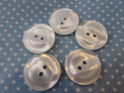 20mm Coat Buttons White Buttons Round Gloss Lipped Buttons 2 Hole Buttons - Image 1 of 2