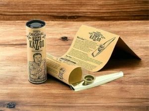 Clarke • 1930´s Original Tin Kazoo • mit bedruckter Pappröhre und Anleitung