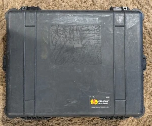 Pelican 1610 Protector Rolling Case - Black with Foam and Divider - Picture 1 of 8