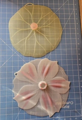 Charles Viancin Silicona Tapas Tazones Cubiertas 10" Lote de 2 Rosa Blanco Amarillo Foto 1 de 4