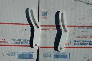 HINO MARINE DIESEL ENGINE WO4 ALTERNATOR BRACKET OEM - Bild 1 von 2