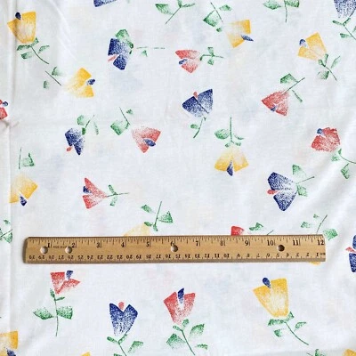 1 YD 1980s Abstract Flower Knit Fabric Jersey - Image 1 of 4