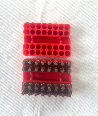 Enkay Tools  No 3030 Including  32 PCS T15 Screw Bits Red Plastic - Image 1 of 4