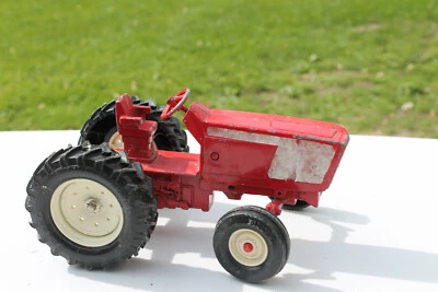 Tractor de metal vintage ERTL 1/16 #3175 posible cosechadora internacional Foto 1 de 4