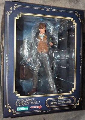Estátua ArtFX+ Newt Scamander Animais Fantásticos: Os Crimes de Grindelwald - Imagem 1 de 4
