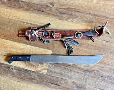 Machete Honduras vintage con funda de cuero y borlas decorativas Foto 1 de 4