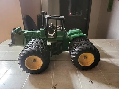 John Deere ERTL 1/16 Logging Skidder Tractor Diecast Toy Dual Tires Vintage - Image 1 of 4