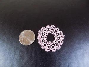 Japanese Tatting Lace Pink Doily for Miniature Dollhouse - Picture 1 of 3