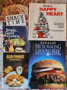 [Lot of 5] Vintage Cookbooks/Pamphlets - Microwaving Ground Beef, Happy Heart - Picture 1 of 1