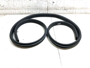 FORD FIESTA 2017 MK7 5dr DOOR RUBBER SEAL REAR RIGHT DRIVERS OFF SIDE /2008-17 - Imagen 1 de 7