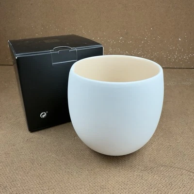 Nueva taza de café Nespresso Origin Collection de India Mahdavi taza Bistro Latte Foto 1 de 4