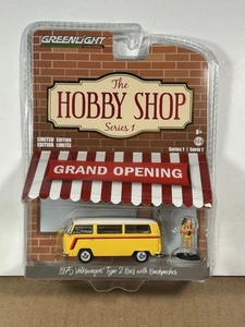 GreenLight The Hobby Shop Series 1 1975 VW Type 2 Bus W/Back Packer - Picture 1 of 7