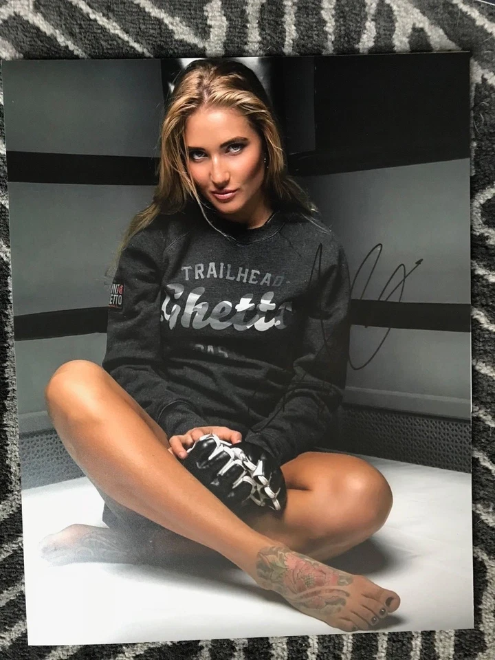 Foto firmada autografiada por Bellator MMA Anastasia Yankova 11x14 certificado de autenticidad #1 Foto 1 de 1