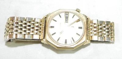 Bulova Accutron 2182 vintage con cinturino Omega - cassa riempita in oro 14 carati - necessita di batteria - Immagine 1 di 4