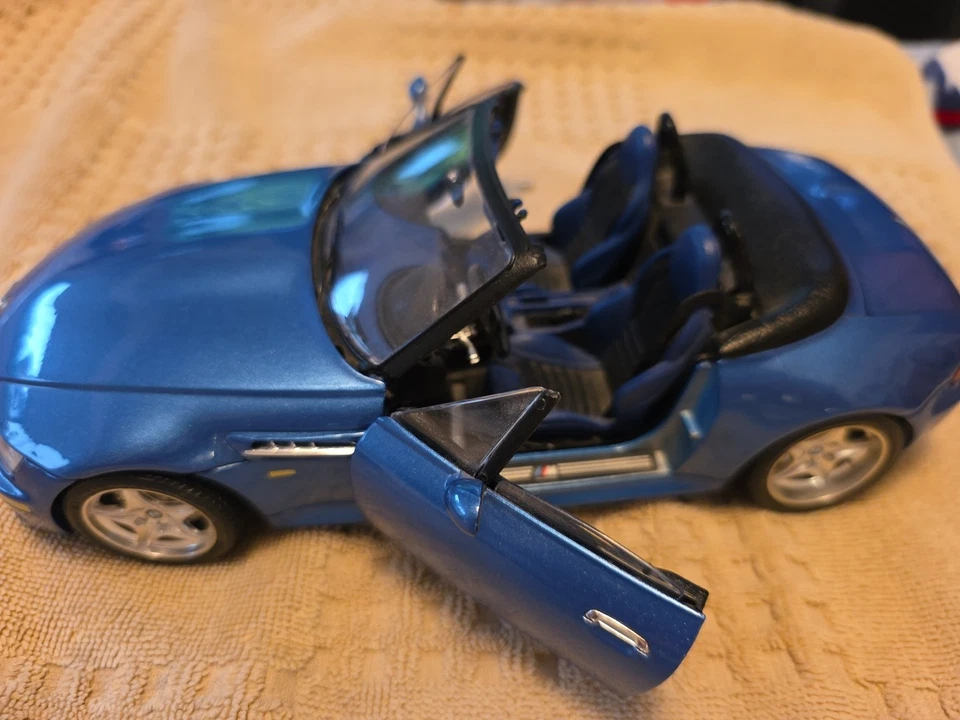 宝马 M Roadster 1/18 比例压铸模型 - 蓝色 - 布拉戈跑车 免费 SH,请阅读 — 第 1/4 张图片