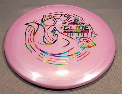 💥Discraft Big Z Glide Raspberry & Rainbow Foil Flying Squirrel Stamp 178.07gram - Image 1 of 4
