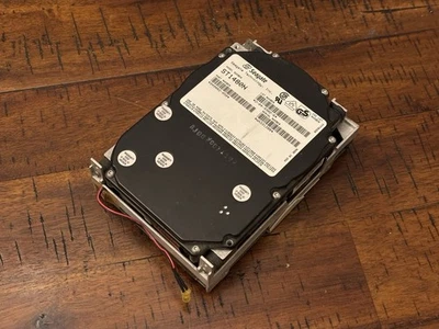 Disco duro SCSI Seagate 420 MB 50 pines 3,5" sistema Apple Macintosh 7,5 instalado Foto 1 de 3