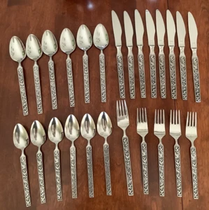 25 RIVIERA Monterey Stainless Mixed Lot FORKS Teaspoons KNIVES Soup Spoons JAPAN - Picture 1 of 4