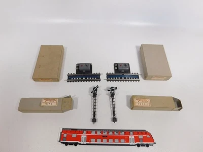 2x Fleischmann Cardboard Threshold H0 Dc Entkuppler1600/2 Em + Mast 1573 Box # - Image 1 of 3