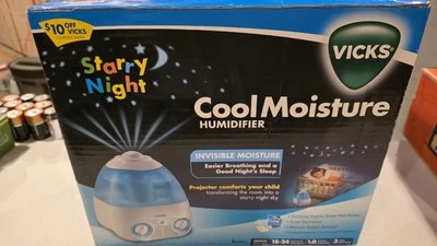 Vicks Starry Night Cool Moisture Humidifier Model V3700  - Image 1 of 2