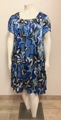 Dressbarn Woman Short Sleeve Blue Floral Print Satin Dress Size 18W - Image 1 of 4