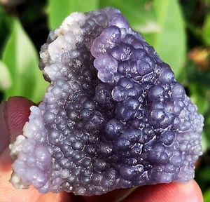 43,6 g Calcedonio Botrioidale Naturale Luce Stellare Viola Uva Agata Esemplare ie3073 - Foto 1 di 11