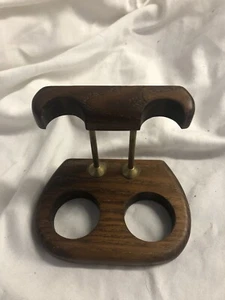 Wooden pipe holder - 2 Pipe Stand Wood Brass - Picture 1 of 3