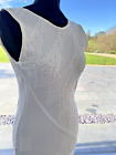 Élégante robe de mariée vintage ajustée blanche pré-prise de contrôle fantôme brodée M