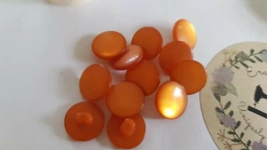 Astor vintage/retro shank button new 12pcs, 13.7mm diam., colour: burnt orange - Picture 1 of 10