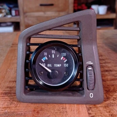 Volvo P2 S60 V70 XC70 52mm Gauge pod in air vent grille (oil gauge not included) - image 1 of 4