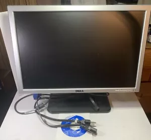 Dell LCD Flat Panel Monitor With Cable Power Cord & CD SE198WFP - Picture 1 of 11