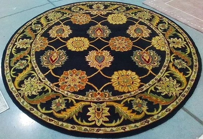 BLACK 8'-0" x 8'-0" Flaw in Rug, Reduced Price 1172786399 HG314A-8R - Image 1 of 4