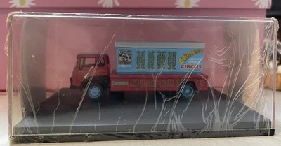 Oxford Diecast 1/76 Chipperfields Generator Truck Neu in Box mit Zertifikat - Bild 1 von 4