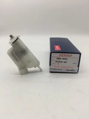 Actuador de cerradura de puerta de llenado de combustible blanco para Nissan Rogue 2018-2020 78850-AR00A Foto 1 de 4