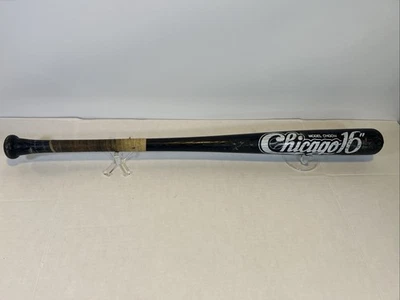 Bate de softbol lanzamiento lento de madera Louisville Slugger CHGOW 34" Chicago Foto 1 de 4