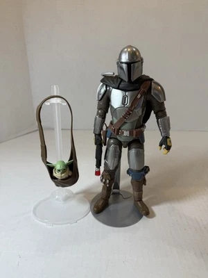 Figura de acción Star Wars Power Force The Mandalorian Talking con Grogu PROBADA Foto 1 de 4