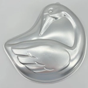 Wilton Vintage 1988 Swan Cake Pan Aluminum Baking Mold #2105-2499 - Picture 1 of 3