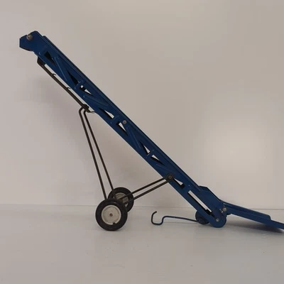 Ford New Holland Hay Elevator 1:16 Blue Farm Toy - Image 1 of 4