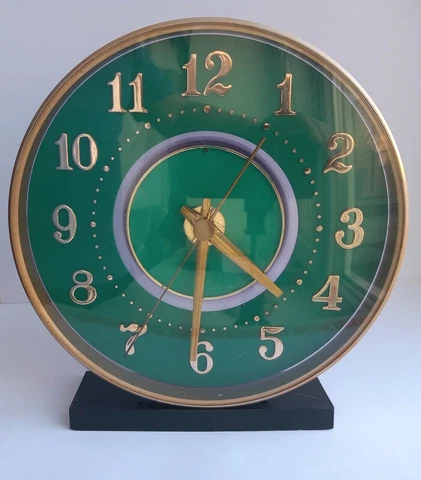 Vintage table clock Molniya USSR Cover