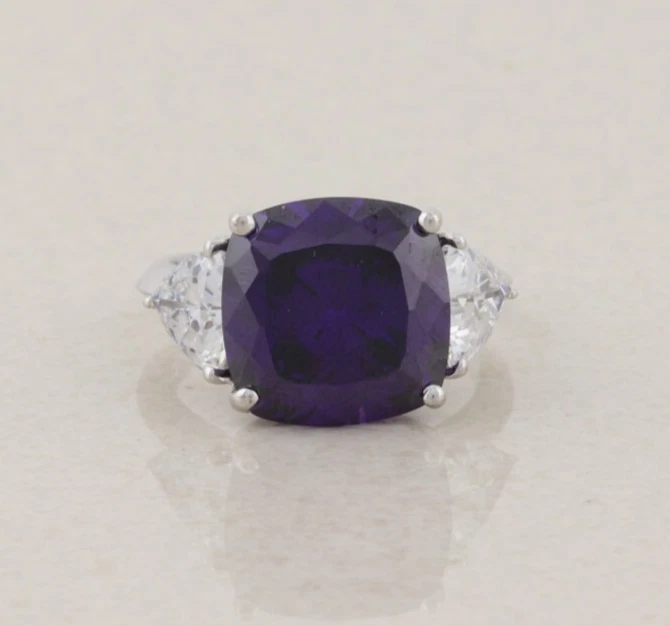 Anillo de plata de ley púrpura y blanco circonita cúbica talla 6 Foto 1 de 4