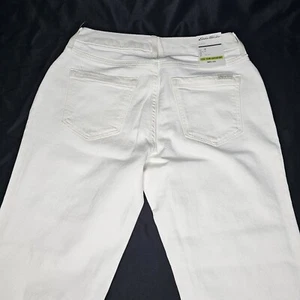 Eddie Bauer Curvy Denim Trouser Jeans Pants Womens 4P Petite White Flare Stretch - Picture 1 of 17