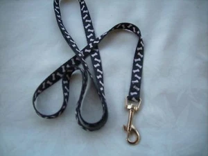 Pet leash nylon strap dog bones black white - Picture 1 of 2