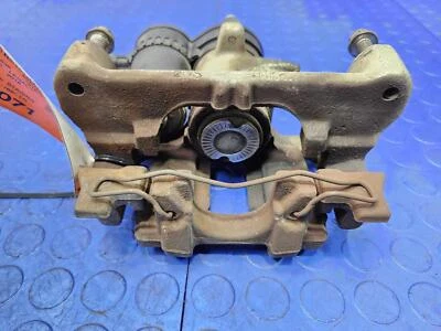 Conjunto de pinza de freno/actuador trasero Subaru Outback 16-19 lado izquierdo del conductor OEM Foto 1 de 4
