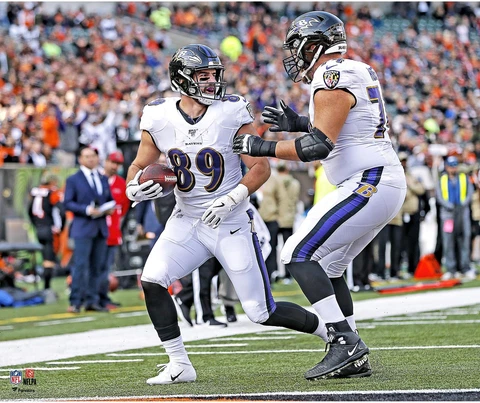 Mark Andrews Baltimore Ravens Fantasy Football Hero TD Celebrate 20x24 Photo Cover