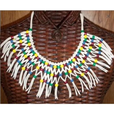 Collar de cuentas de pony vintage hecho a mano con flecos de cuero Southwestern Boho nuevo sin etiquetas Foto 1 de 4