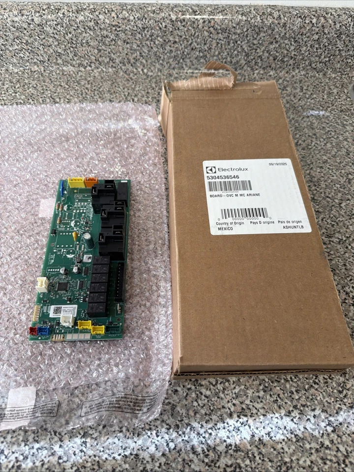 Placa Electrolux Ariane M MC EMBALAJE ORIGINAL 5304536546 Foto 1 de 2